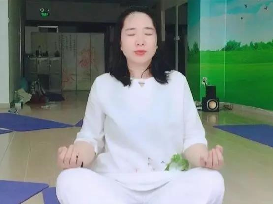 我欠身心一个呼吸（下）---18.6.19期   何会